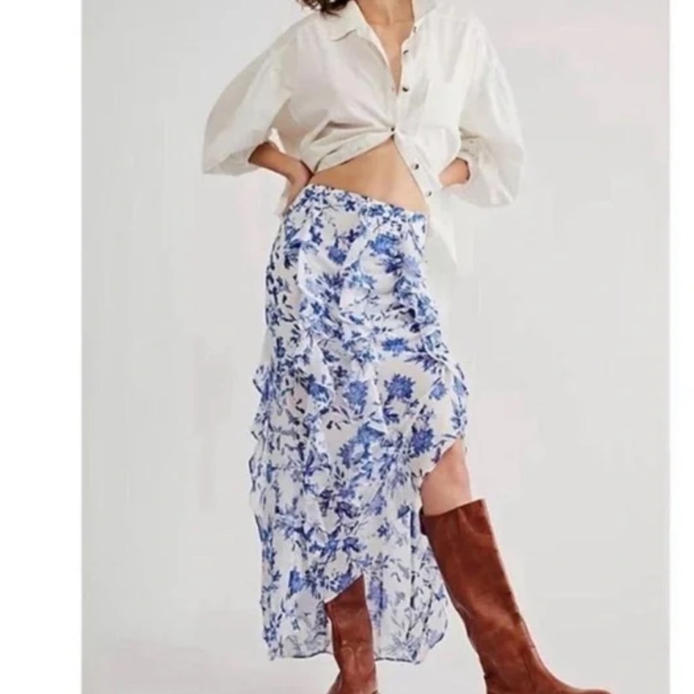 Free People Flounce Around Maxi Skirt in Blue Floral Combo Sz 8 NWT $128R